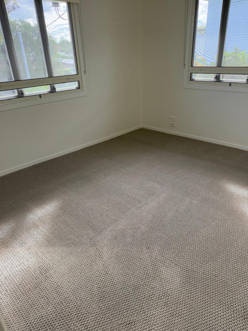 Stairs & Hallways Carpet Cleaning